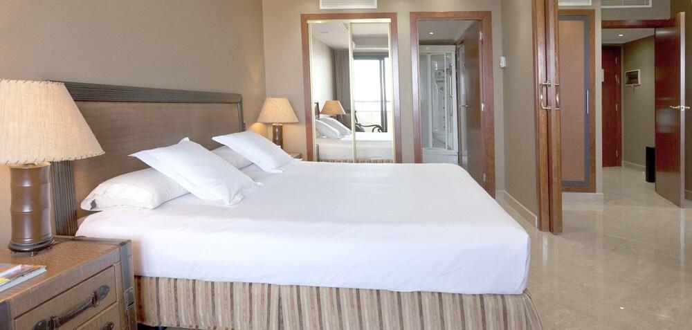 Apartamentos Marina D'Or Beach オロペサ・デル・マール エクステリア 写真